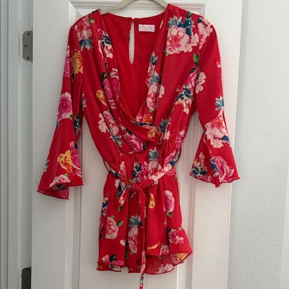 Pink Lily Floral Red Romper - Picture 2 of 5